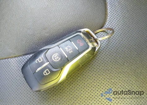 2013 Ford Fusion Hybrid Titanium from USA, damaged, VIN 3FA6P0RU6DR357447